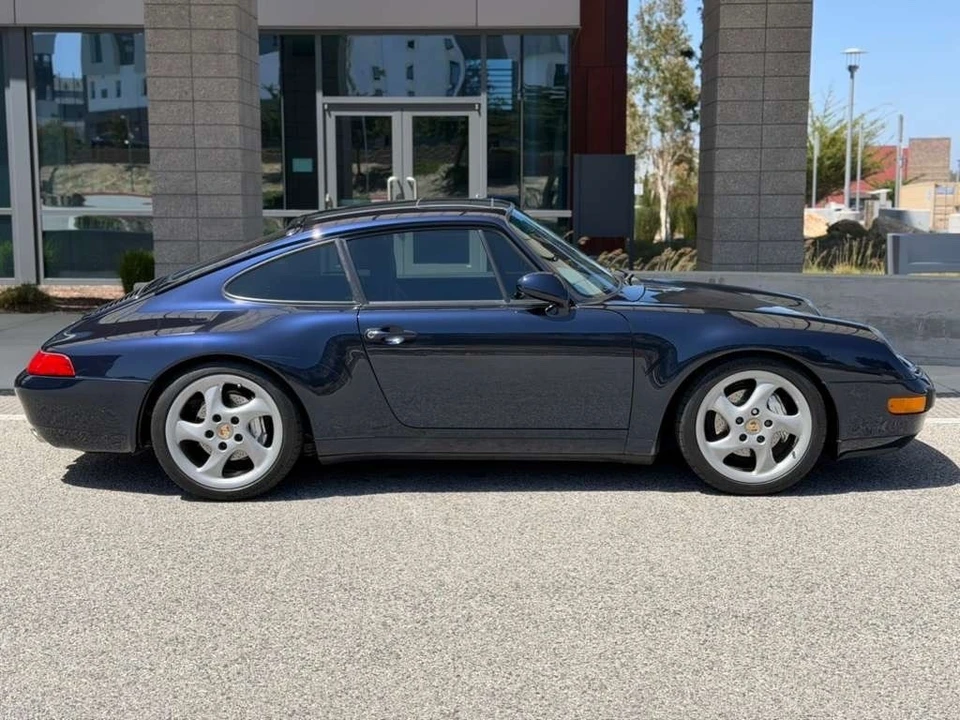 1995 Porsche 993 Carrera - Image 8 of 25