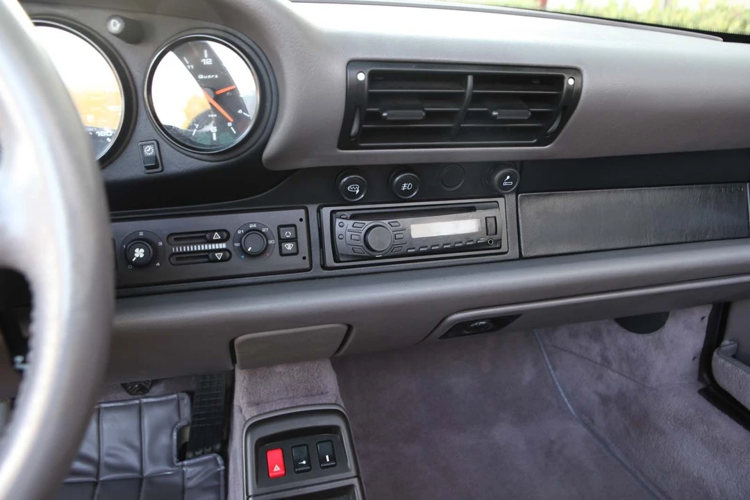 1995 Porsche 993 Carrera - Image 11 of 16