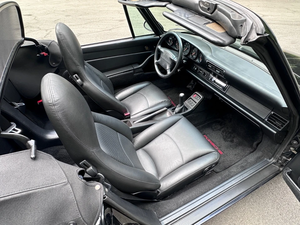 1995 Porsche 993 Carrera - Image 24 of 31