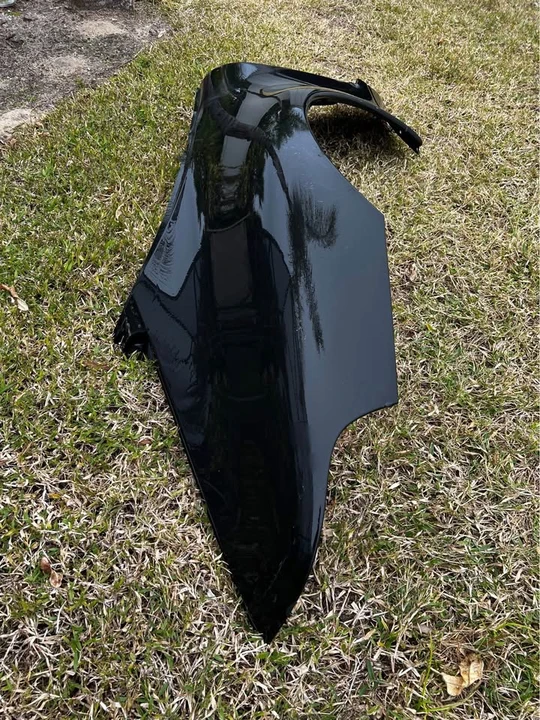 1995 Parts & Memorabilia Bodywork - Image 3 of 7