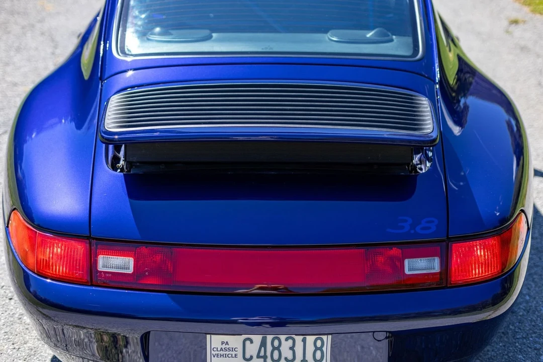 1995 Porsche 993 Carrera - Image 17 of 31