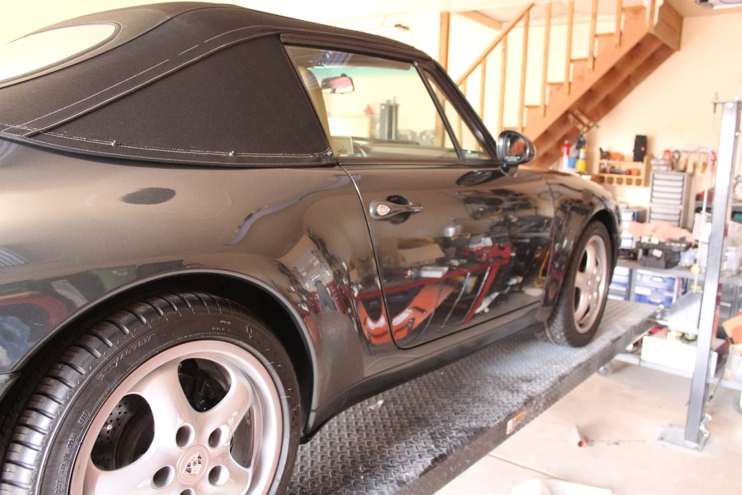 1995 Porsche 993 Carrera - Image 25 of 31