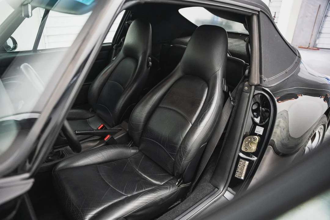 1995 Porsche 993 Carrera - Image 4 of 31