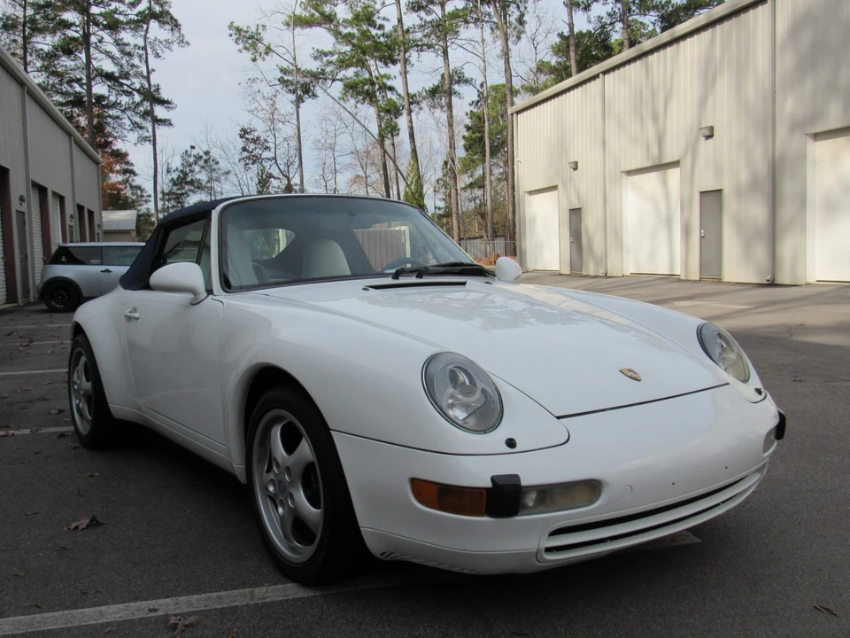 1995 Porsche 993 Carrera - Image 13 of 31