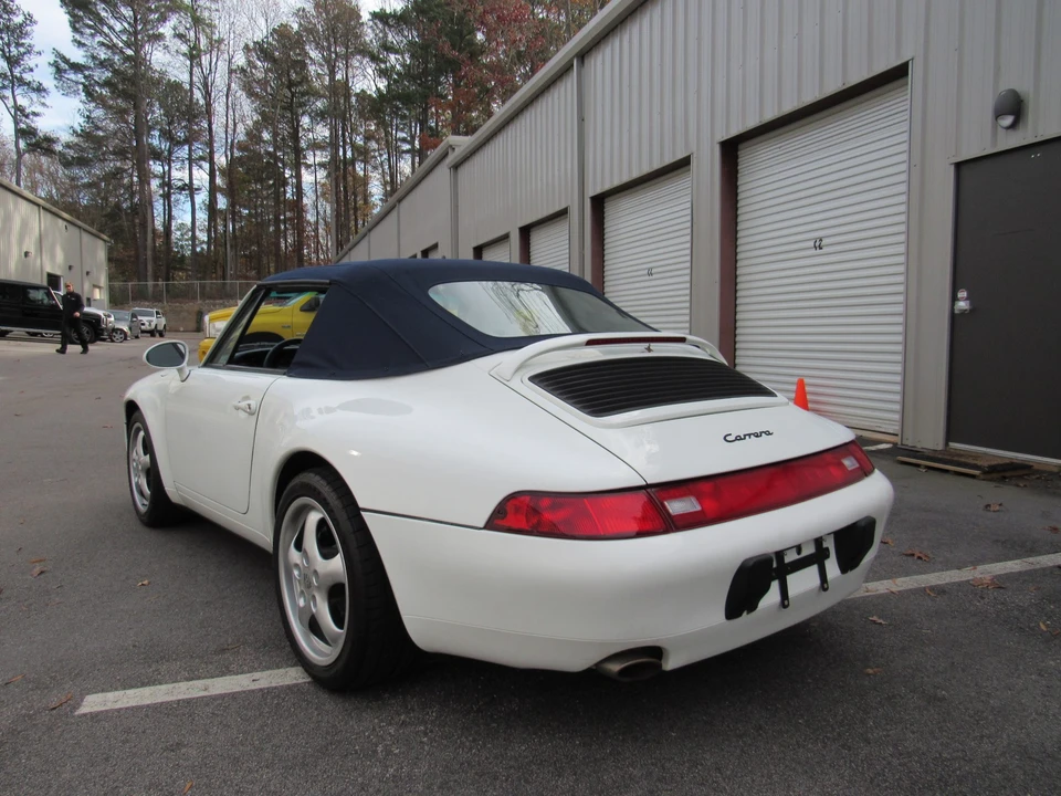 1995 Porsche 993 Carrera - Image 22 of 31