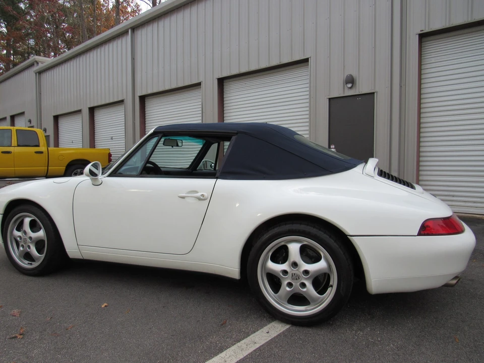 1995 Porsche 993 Carrera - Image 23 of 31