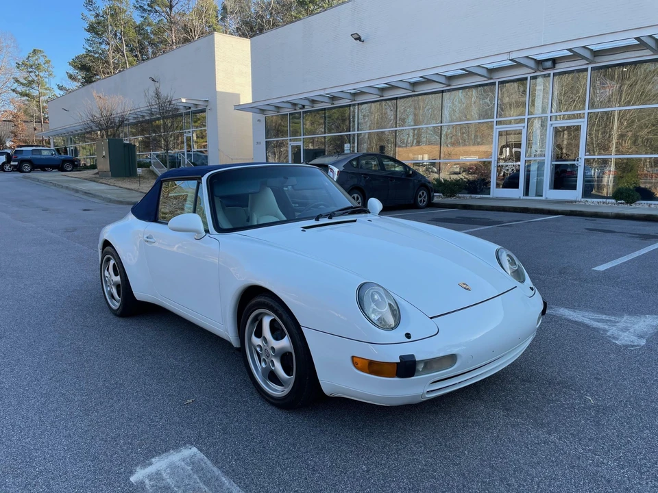 1995 Porsche 993 Carrera - Image 4 of 31
