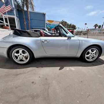 1995 Porsche 911 Carrera 4 Cabriolet