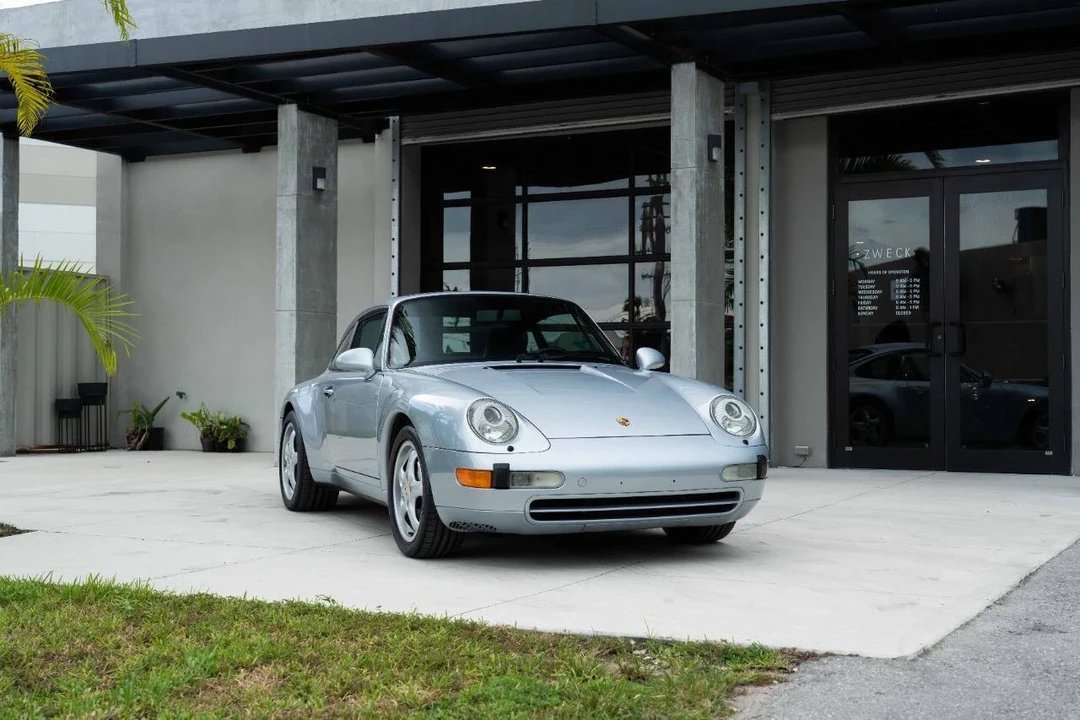1995 Porsche 993 Carrera 4 - Image 10 of 21