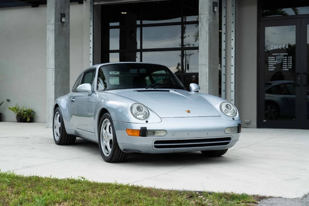 1995 Porsche 993 Carrera 4 - Image 11 of 21