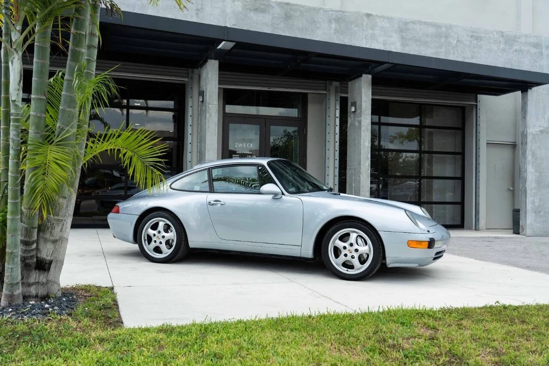 1995 Porsche 993 Carrera 4 - Image 13 of 21