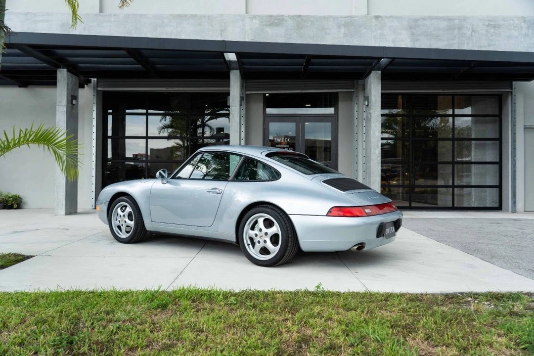 1995 Porsche 993 Carrera 4 - Image 19 of 21
