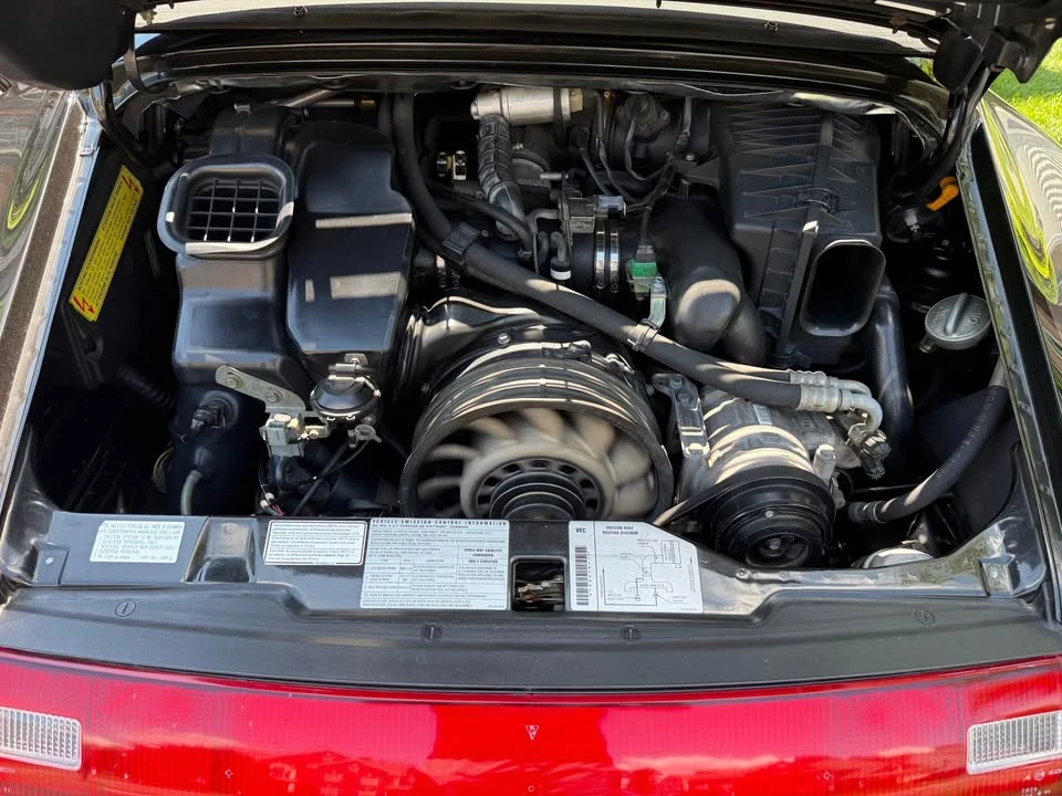 1995 Porsche 993 Carrera 4 - Image 9 of 15