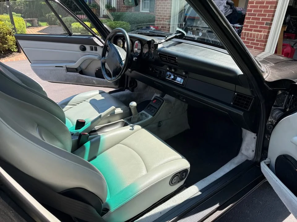 1995 Porsche 993 Carrera 4 - Image 11 of 15