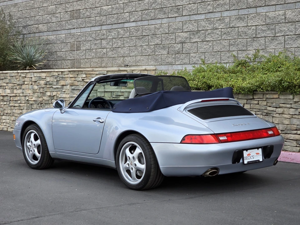 1995 Porsche 993 Carrera - Image 2 of 31