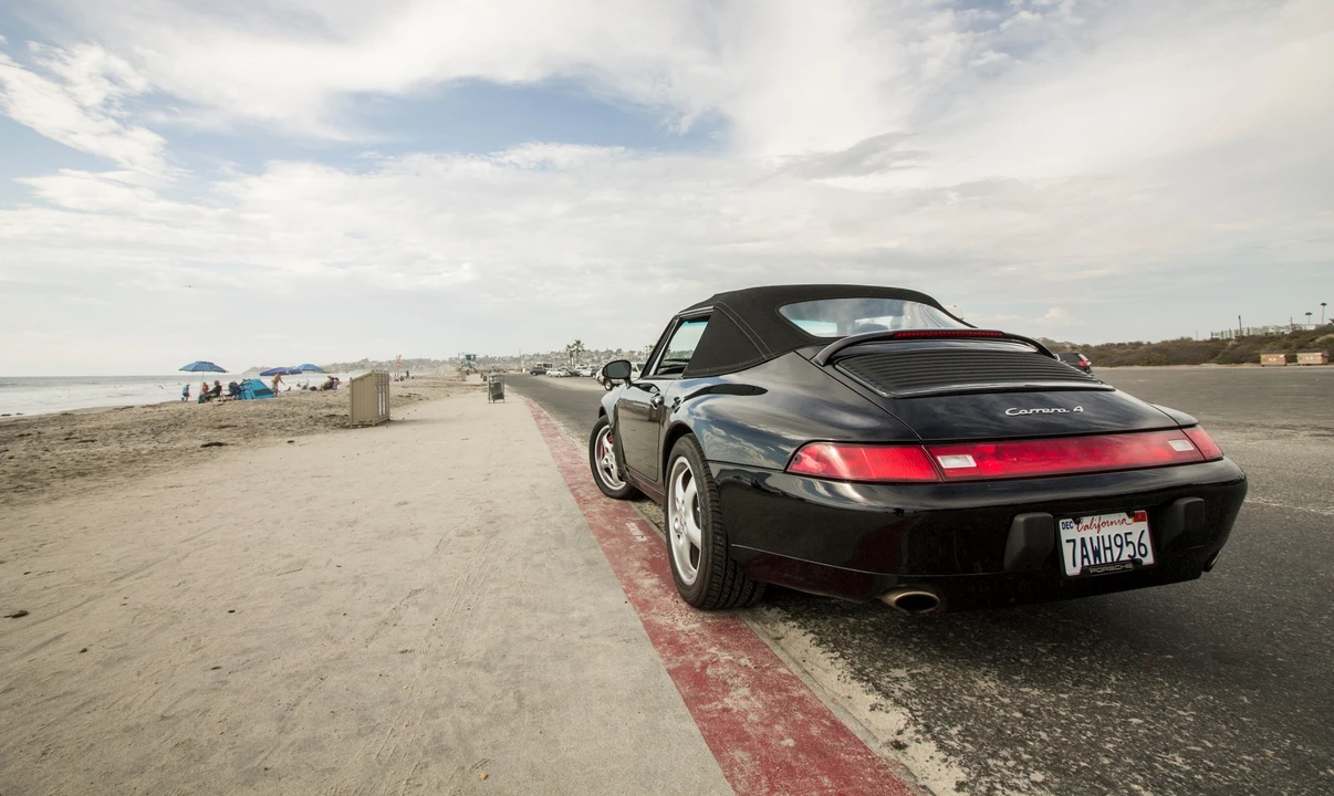 1995 Porsche 993 Carrera - Image 23 of 31