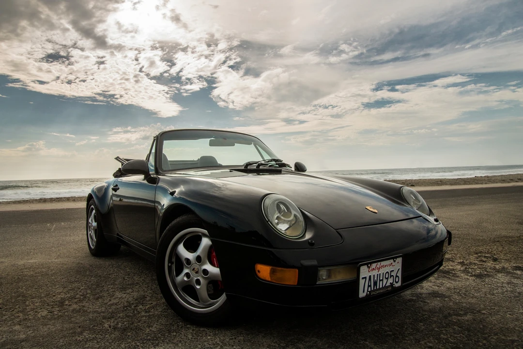 1995 Porsche 993 Carrera - Image 2 of 31