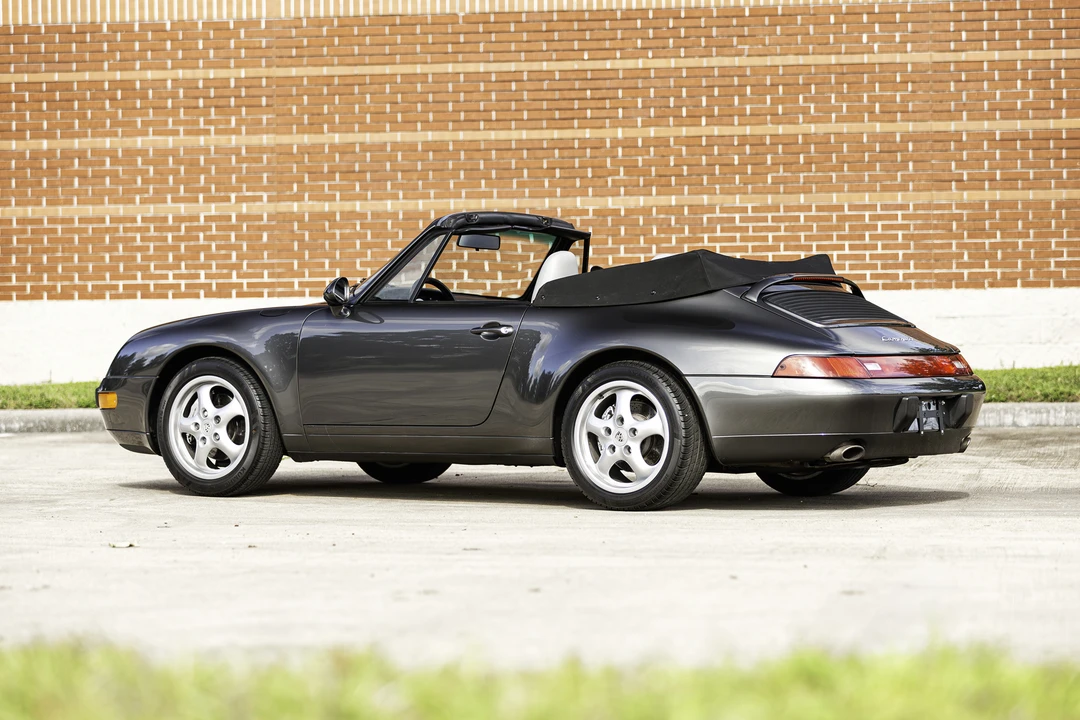 1995 Porsche 993 Carrera 4 - Image 3 of 31
