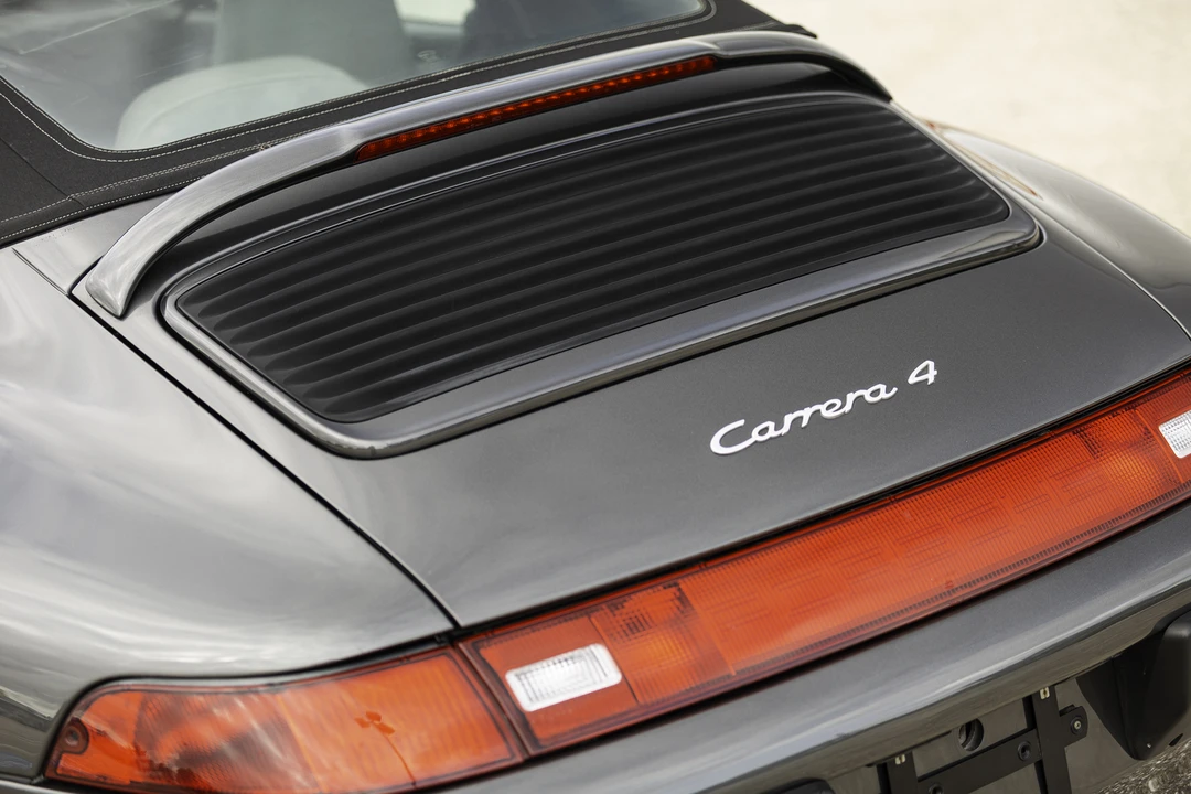 1995 Porsche 993 Carrera 4 - Image 11 of 31