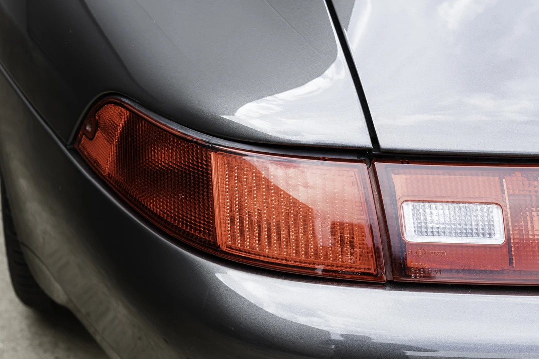 1995 Porsche 993 Carrera 4 - Image 15 of 31