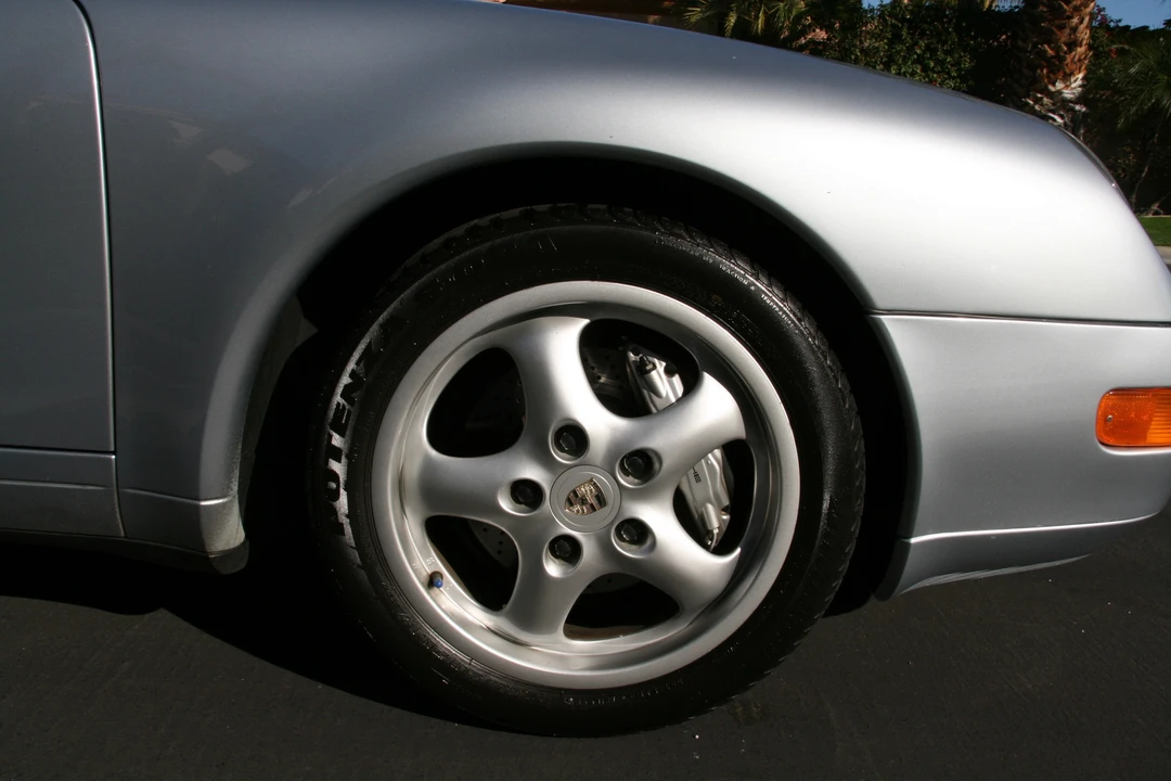 1995 Porsche 993 Carrera - Image 18 of 31