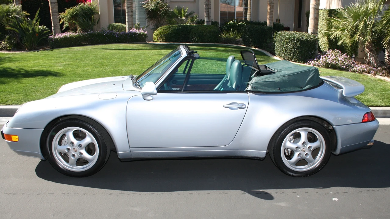 1995 Porsche 993 Carrera - Image 2 of 31