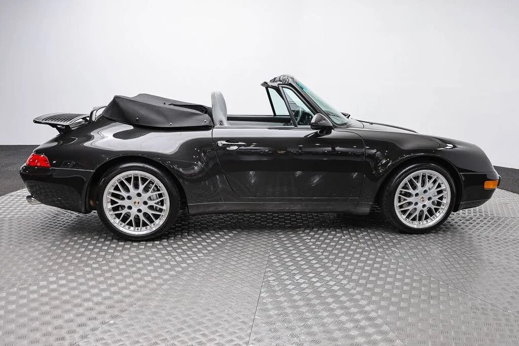1995 Porsche 993 Carrera 4 - Image 8 of 31