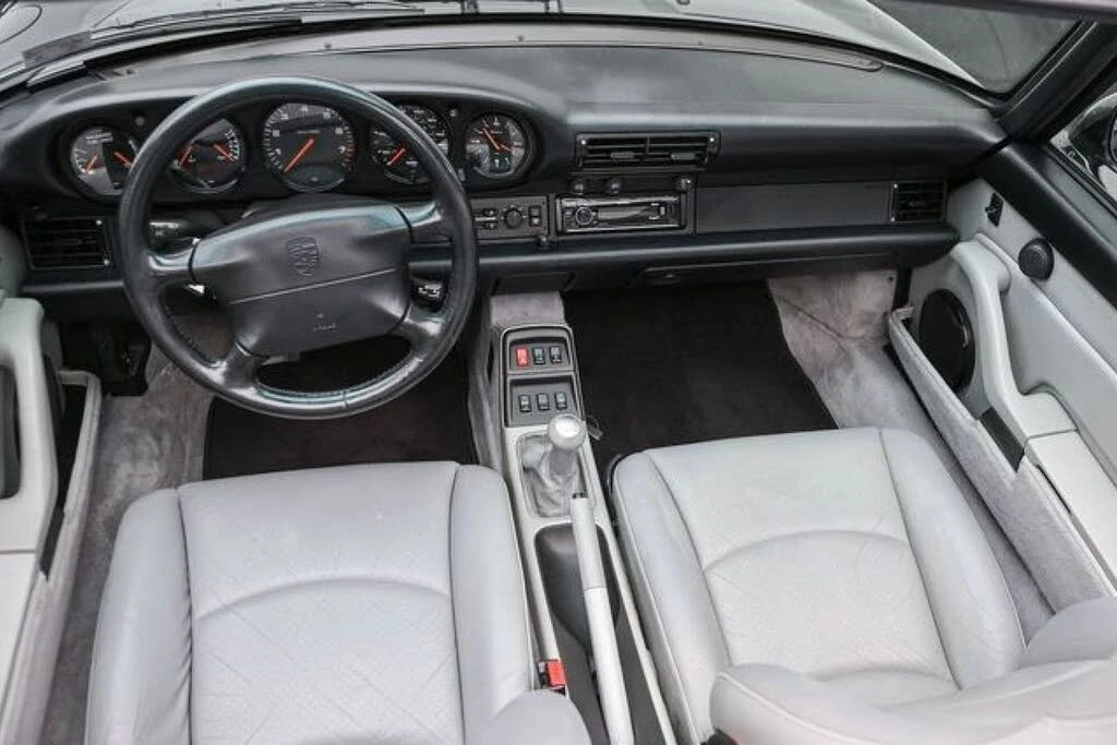 1995 Porsche 993 Carrera 4 - Image 22 of 31