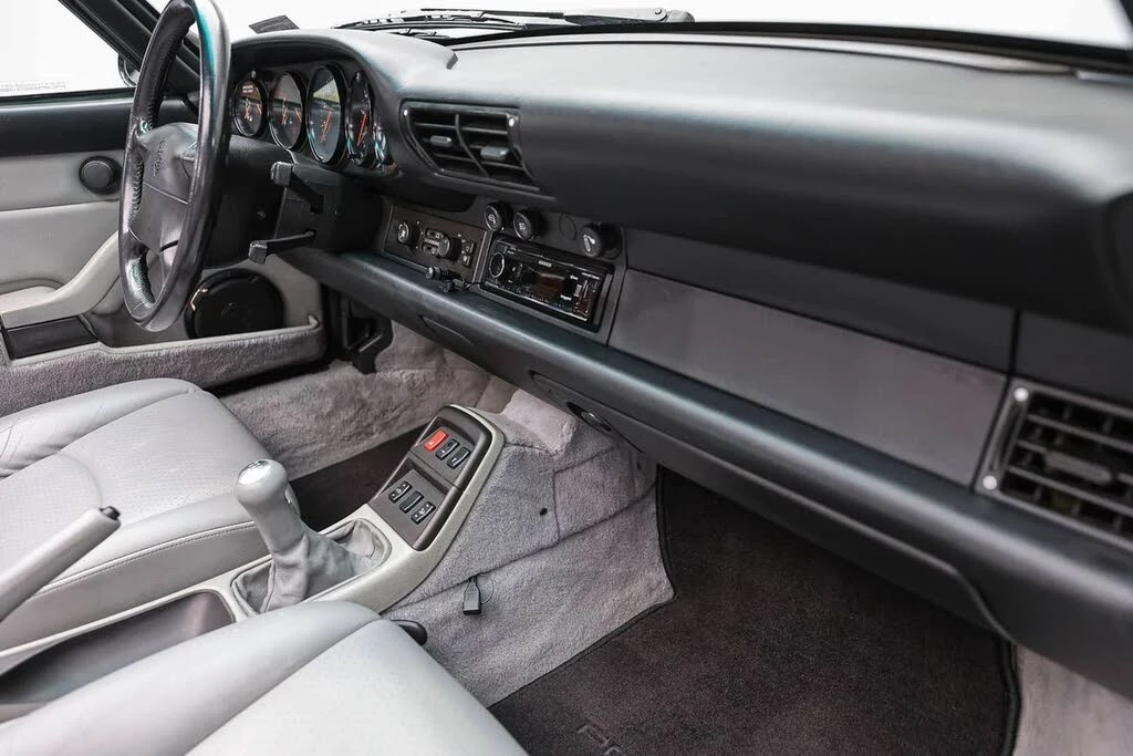 1995 Porsche 993 Carrera 4 - Image 23 of 31