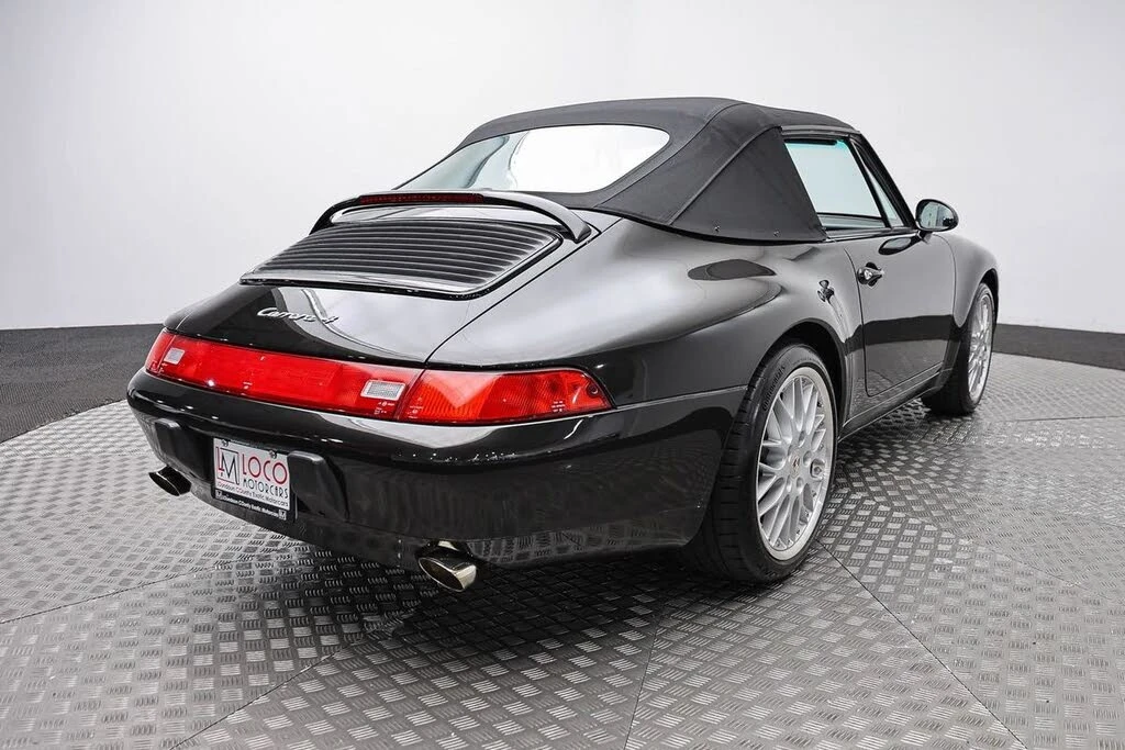 1995 Porsche 993 Carrera 4 - Image 11 of 31