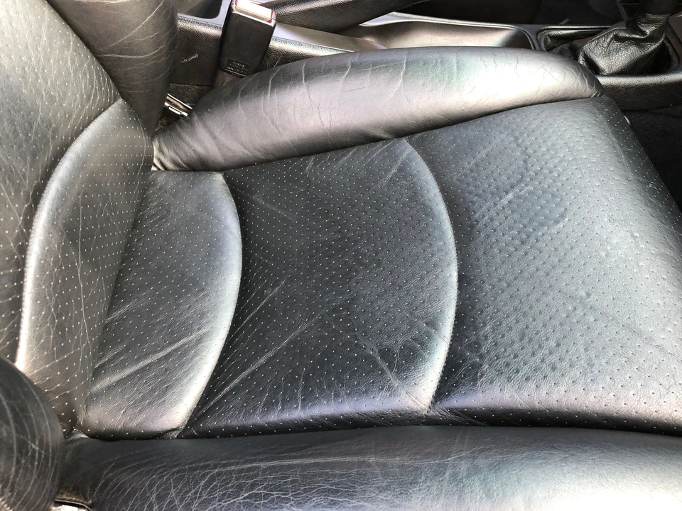 1995 Porsche 993 Carrera 4 - Image 27 of 31