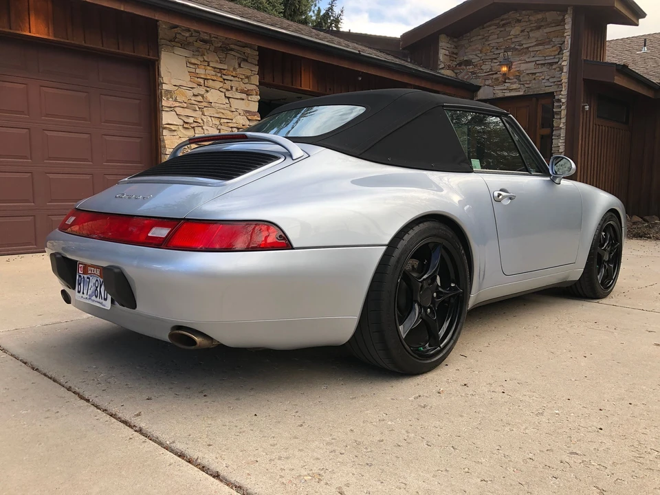 1995 Porsche 993 Carrera 4 - Image 14 of 31