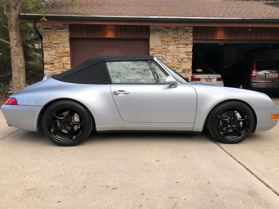 1995 Porsche 993 Carrera 4 - Image 16 of 31