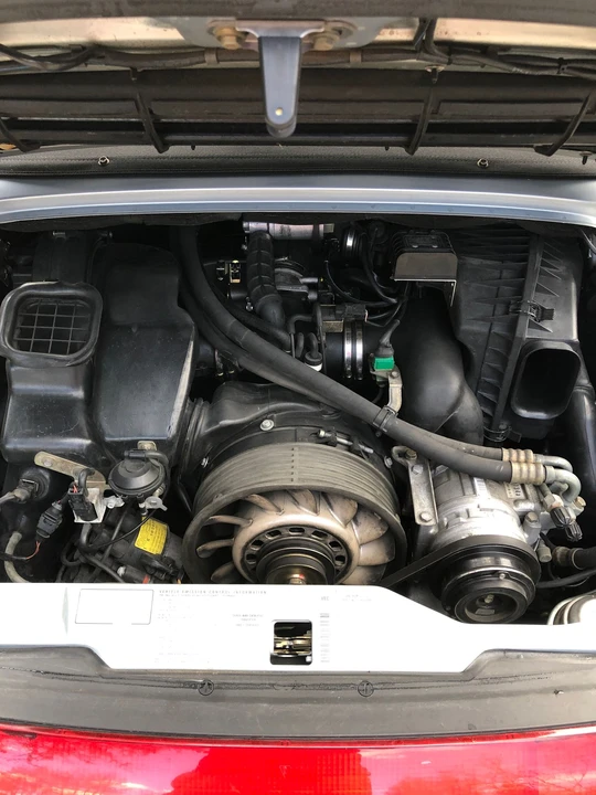 1995 Porsche 993 Carrera 4 - Image 25 of 31
