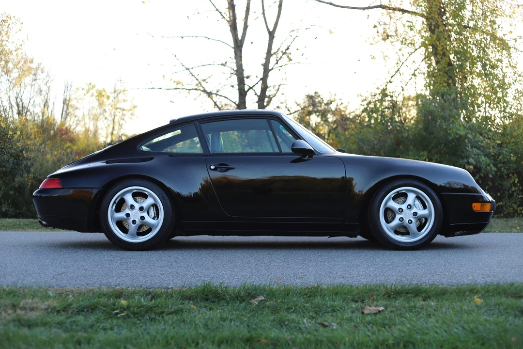 1995 Porsche 993 Carrera - Image 17 of 31