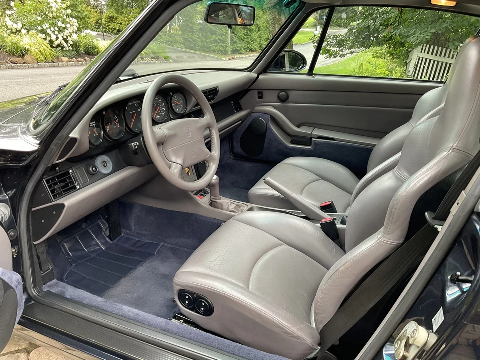 1995 Porsche 993 Carrera - Image 28 of 31