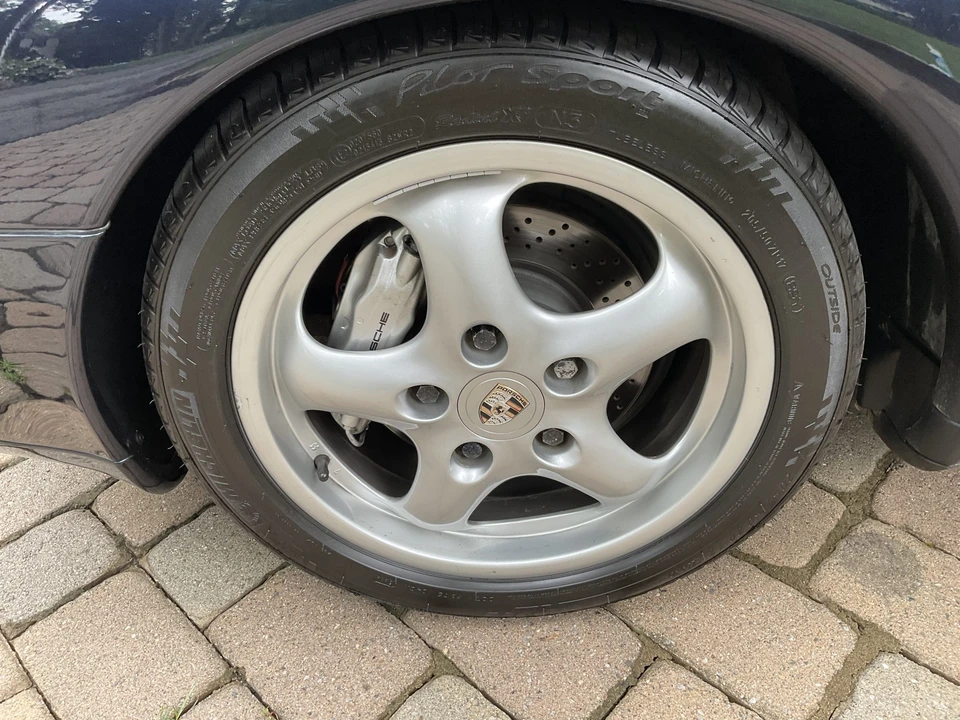 1995 Porsche 993 Carrera - Image 24 of 31
