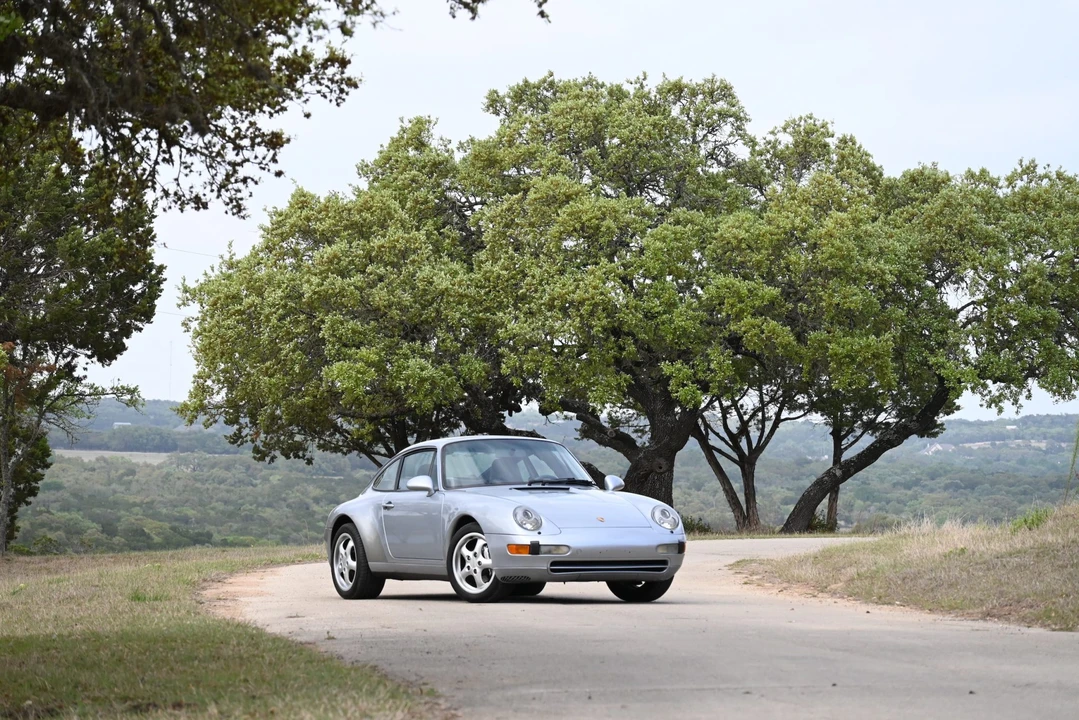 1995 Porsche 993 Carrera - Image 8 of 31