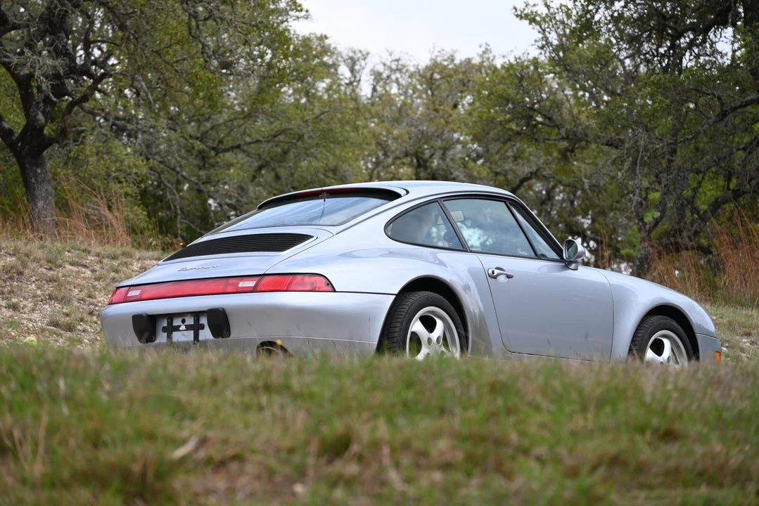 1995 Porsche 993 Carrera - Image 13 of 31