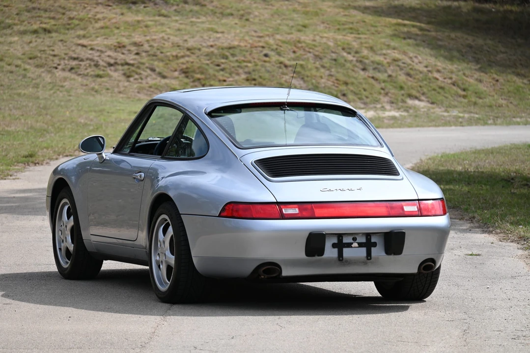 1995 Porsche 993 Carrera - Image 17 of 31