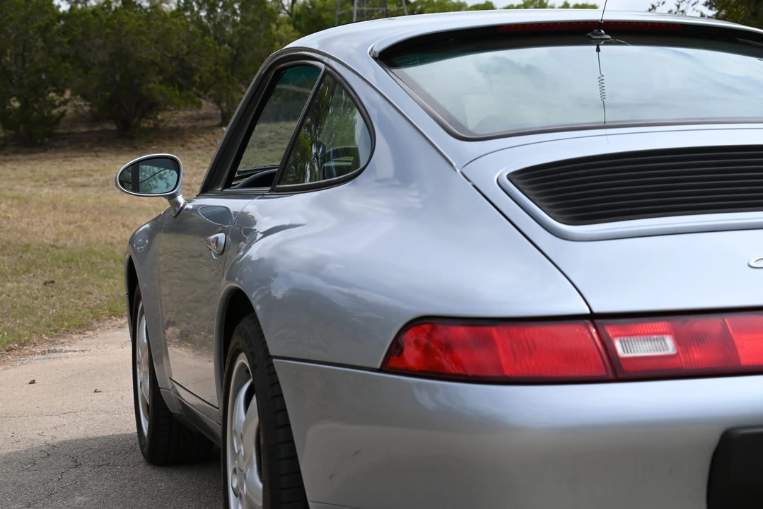 1995 Porsche 993 Carrera - Image 25 of 31