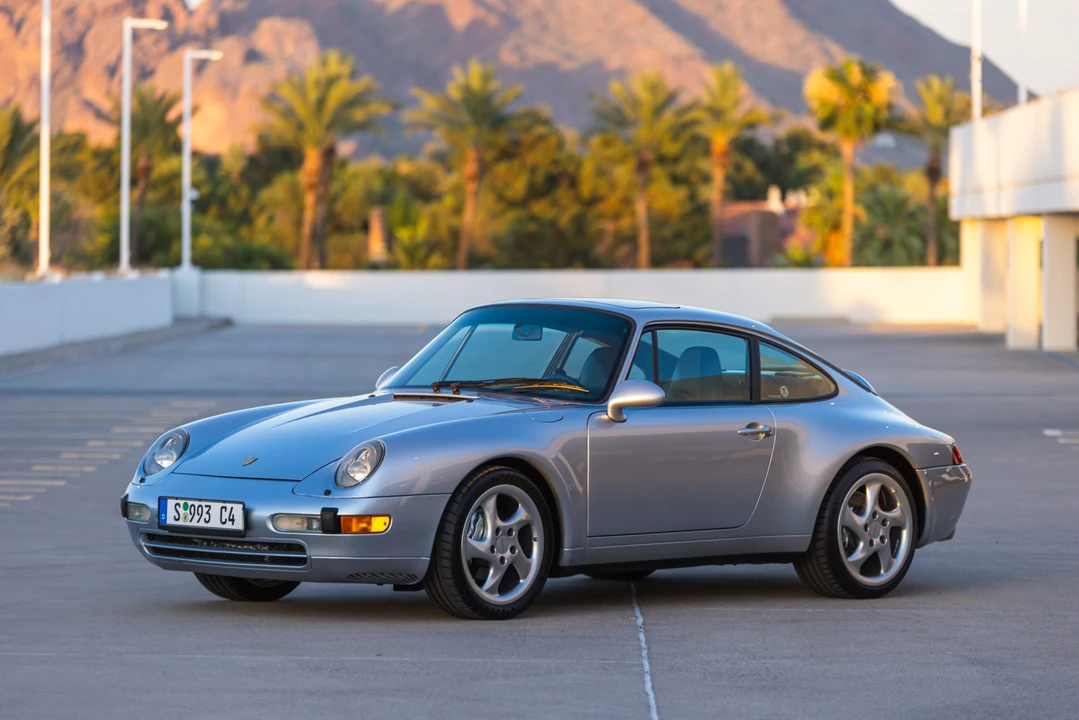 1995 Porsche 993 Carrera 4 - Image 5 of 31
