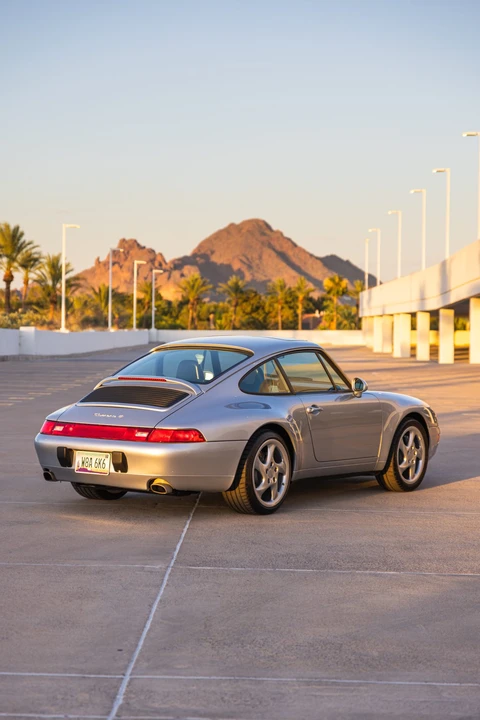 1995 Porsche 993 Carrera 4 - Image 12 of 31