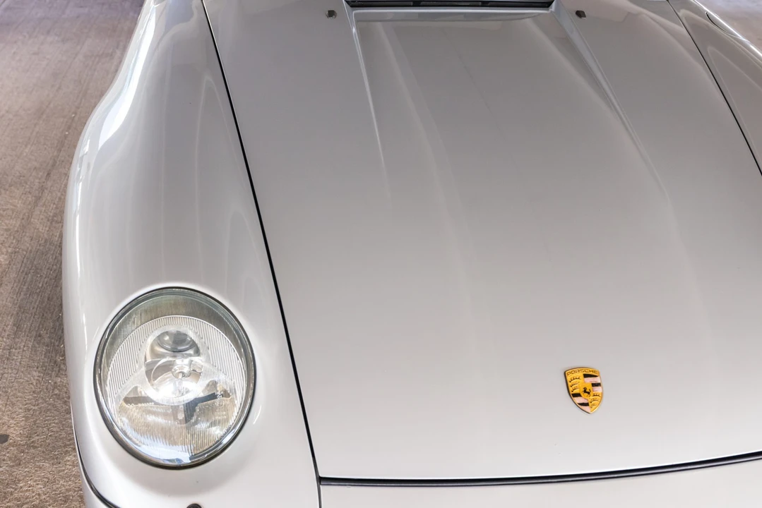 1995 Porsche 993 Carrera 4 - Image 21 of 31