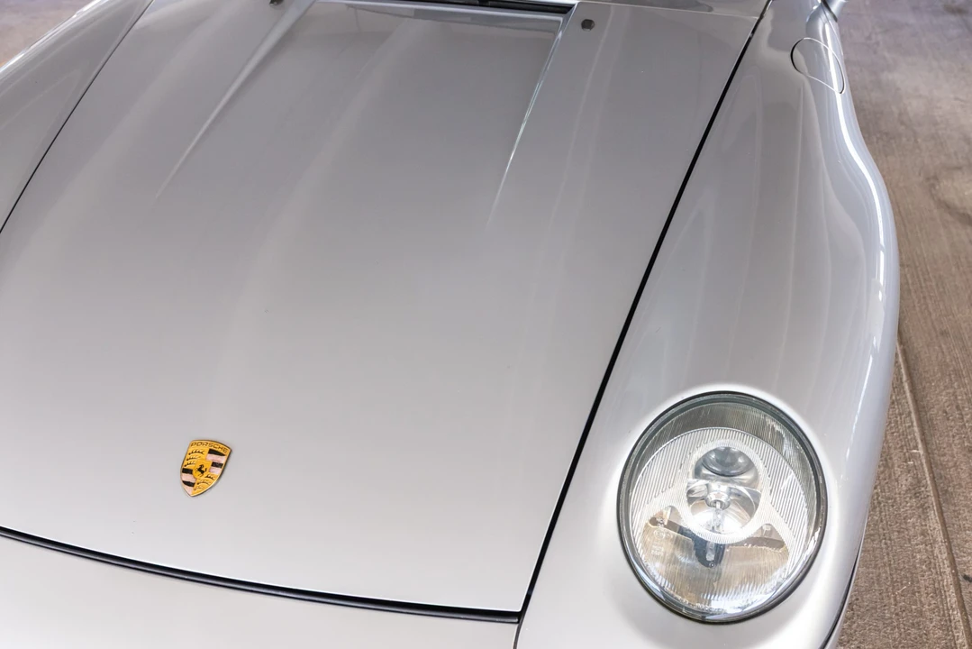 1995 Porsche 993 Carrera 4 - Image 22 of 31