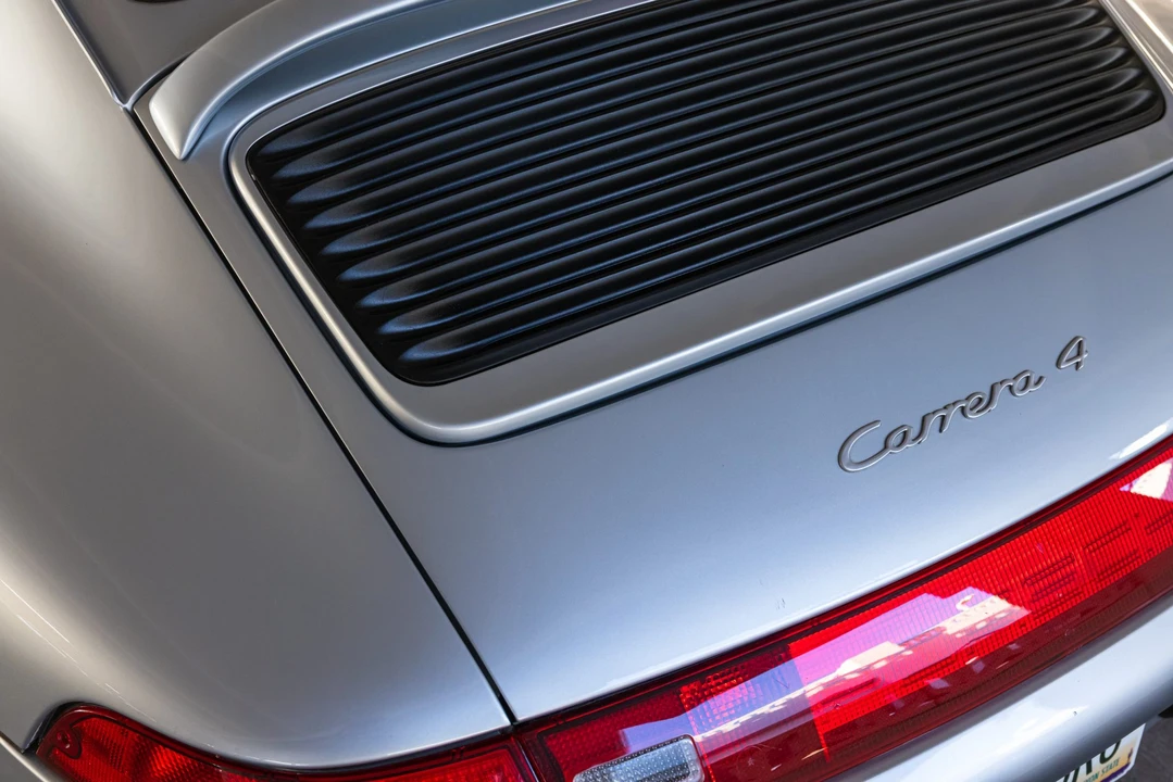 1995 Porsche 993 Carrera 4 - Image 29 of 31