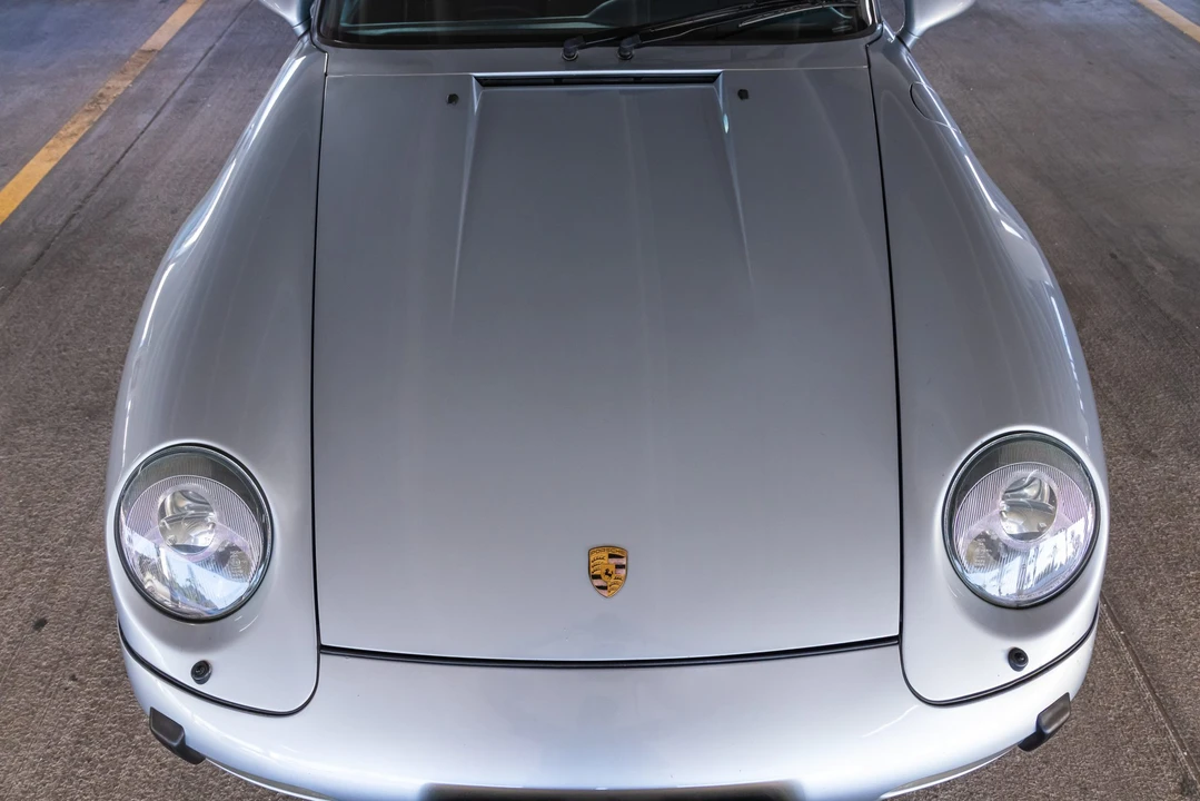 1995 Porsche 993 Carrera 4 - Image 20 of 31