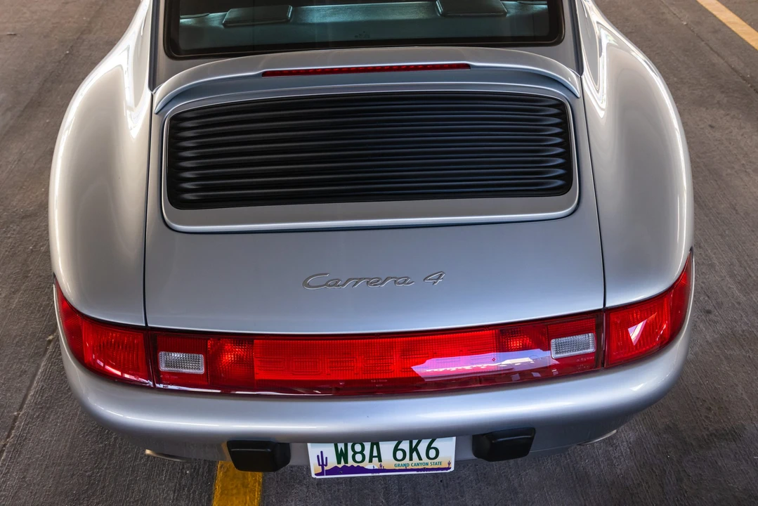 1995 Porsche 993 Carrera 4 - Image 25 of 31