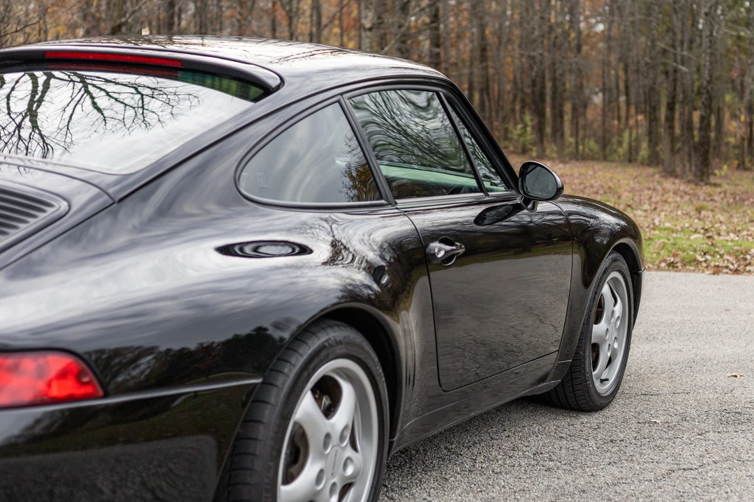 1995 Porsche 993 Carrera - Image 24 of 31