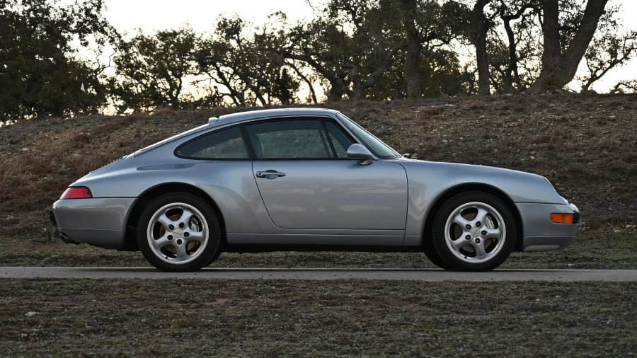 1995 Porsche 993 Carrera 4 - Image 2 of 19